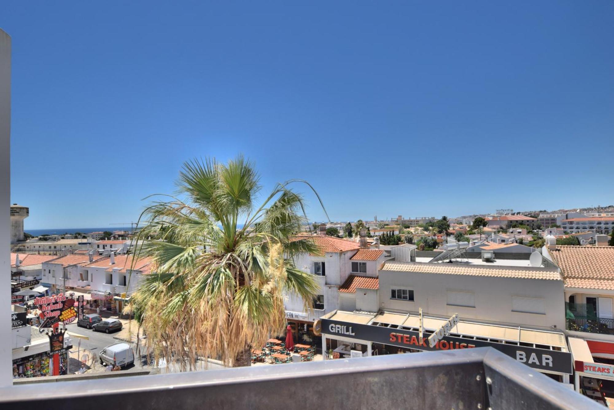 Beguest Oura Vilanova Apartment